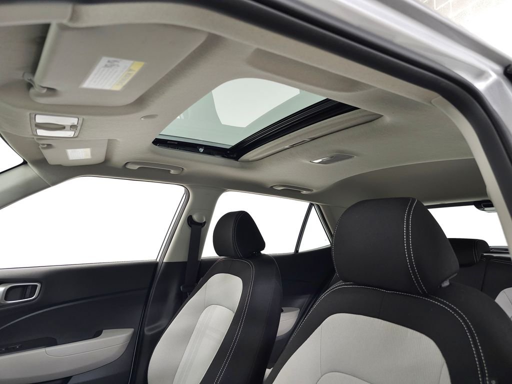 2026 Hyundai Venue SEL - Photo 18