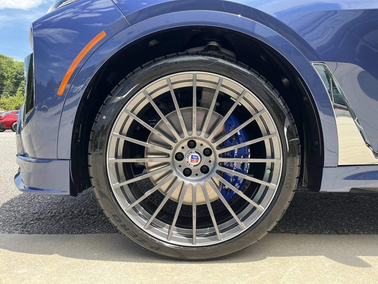 New 2026 ALPINA Blue Metallic BMW ALPINA XB7 image 13