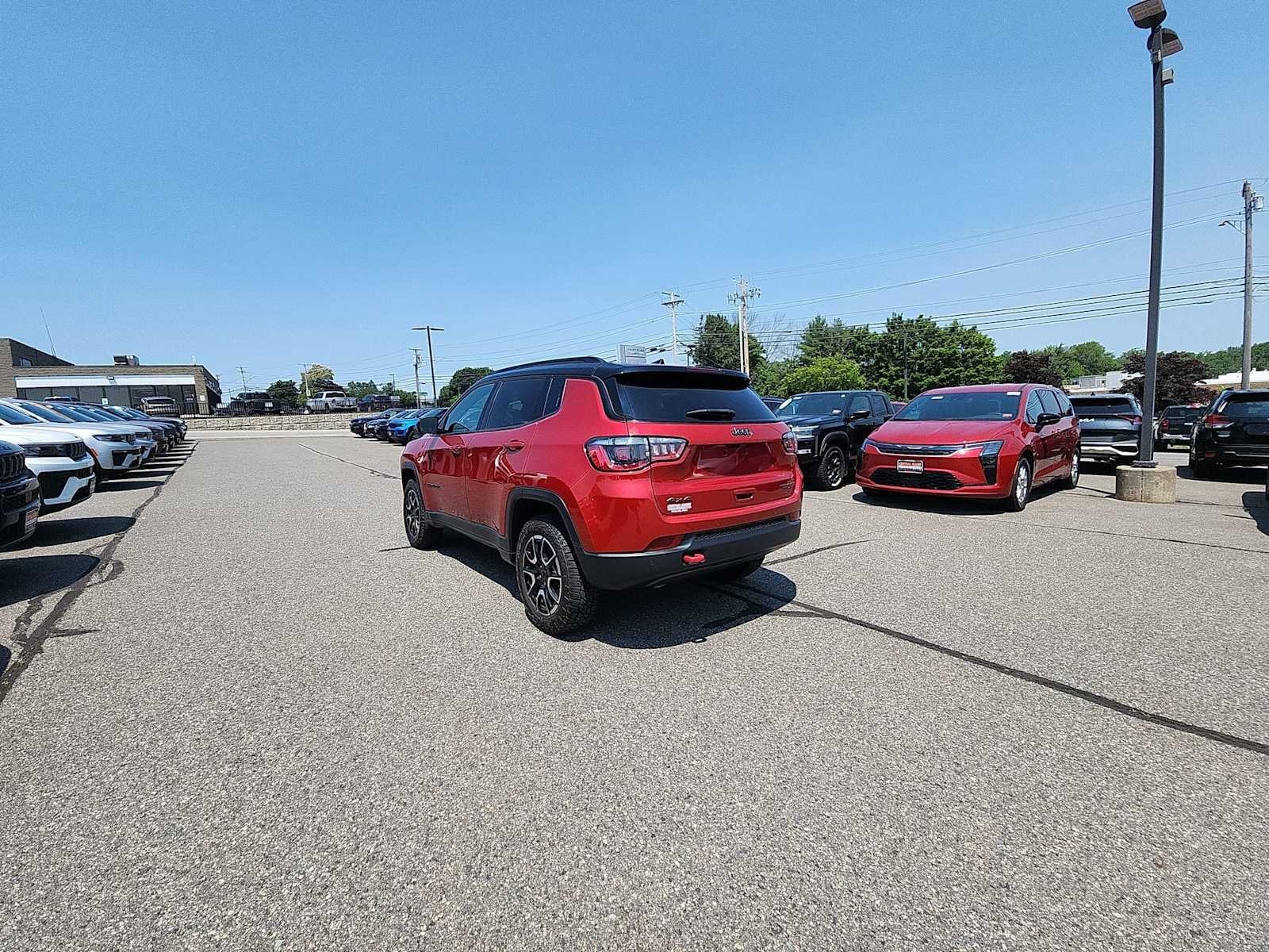 2025 Jeep Compass Trailhawk - Photo 6