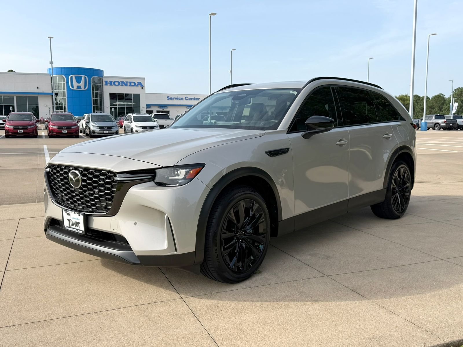 Used 2026 Platinum Quartz Mazda Premium image 3
