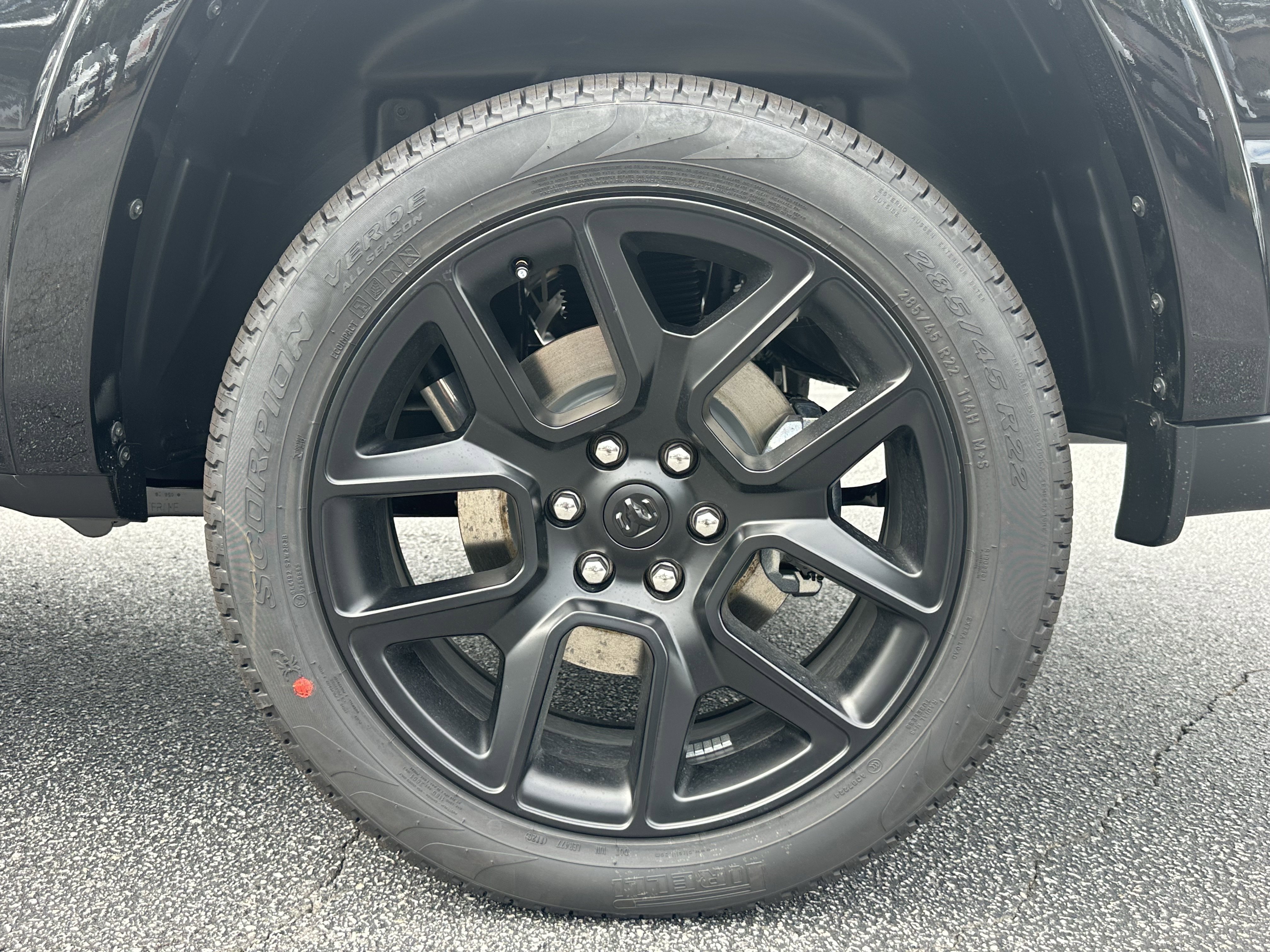 New 2026 Diamond Black Crystal Pearlcoat RAM Limited image 20