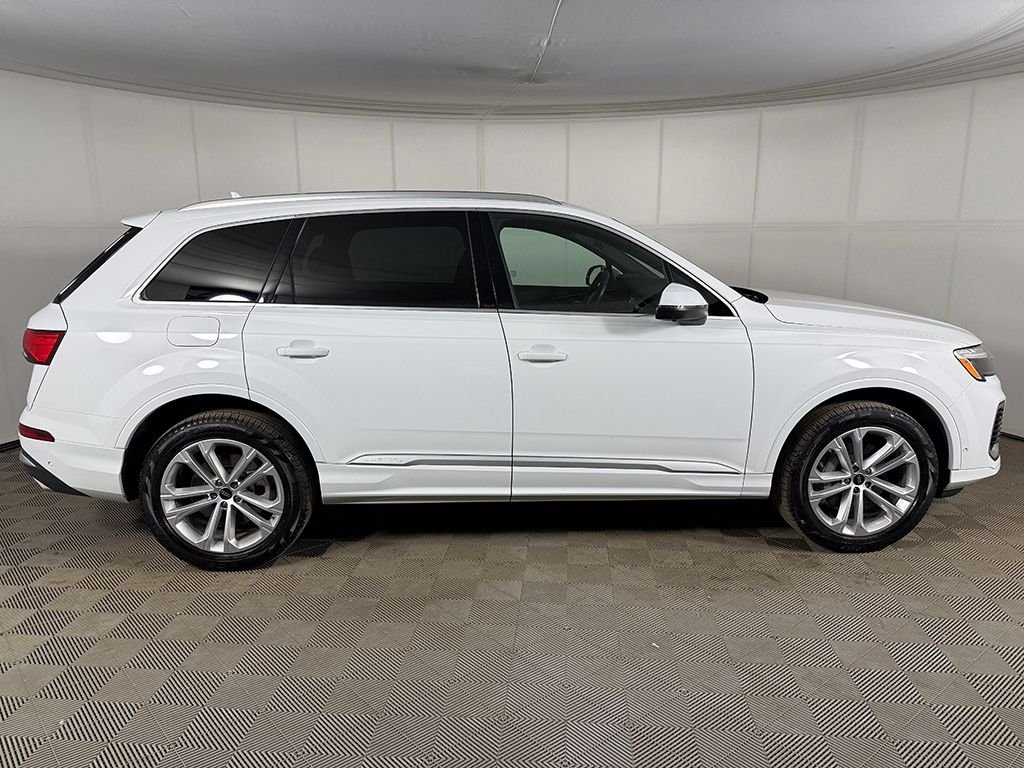 2025 Audi Q7 Premium Plus - Photo 18