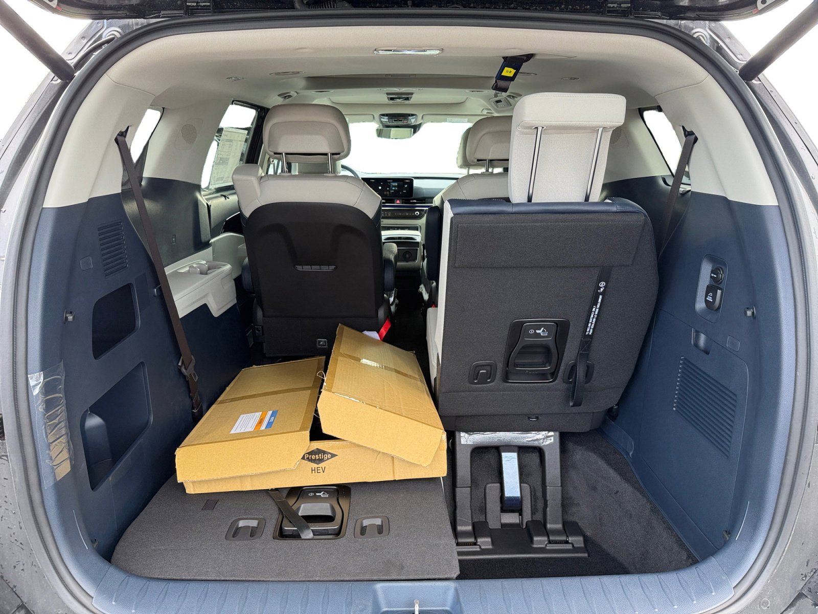 2026 Kia Carnival SX Prestige - Photo 17