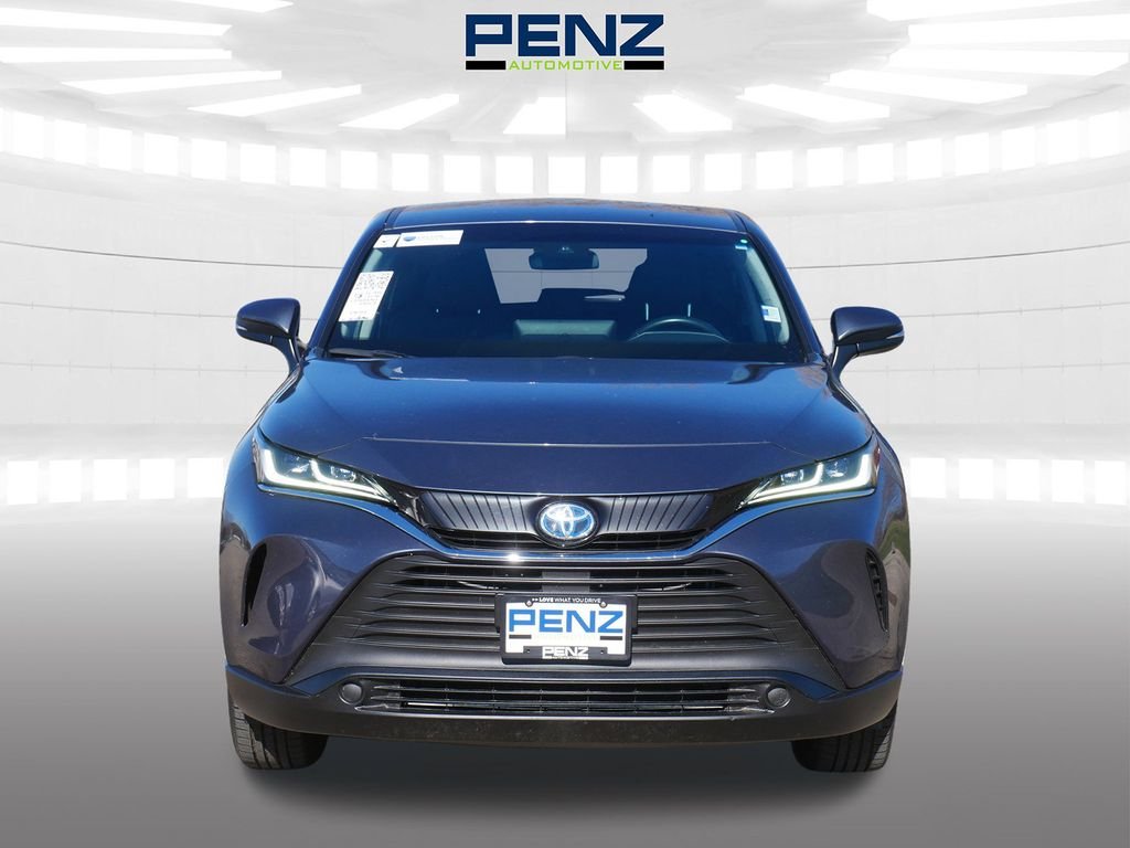 Used 2024 Toyota Venza LE with VIN JTEAAAAH2RJ175106 for sale in Rochester, Minnesota