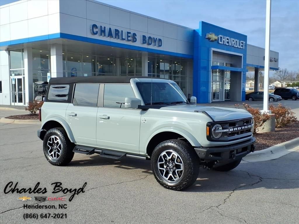 2023 Ford Bronco 4-Door Outer Banks