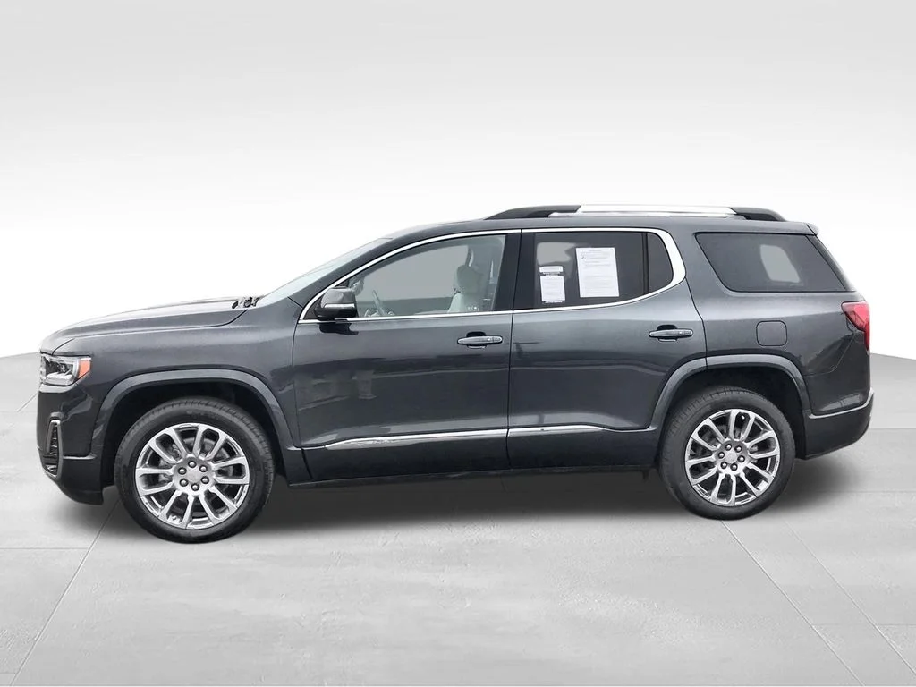 Used 2023 Green GMC Denali image 6