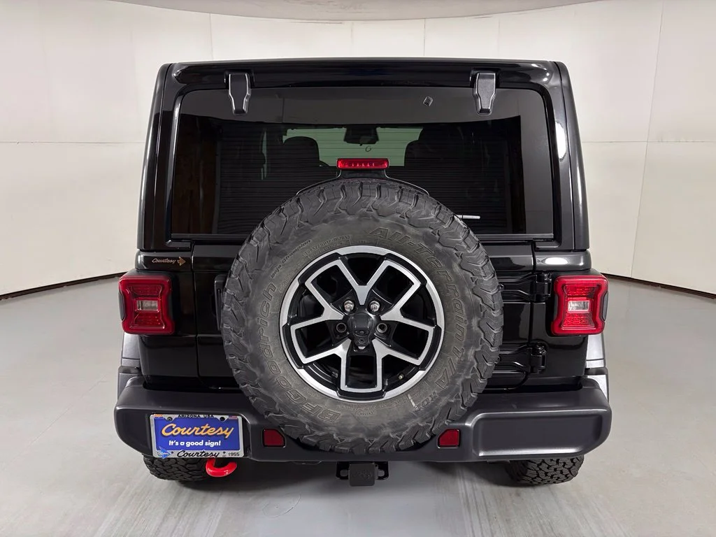 Used 2025 Black Jeep Rubicon image 7