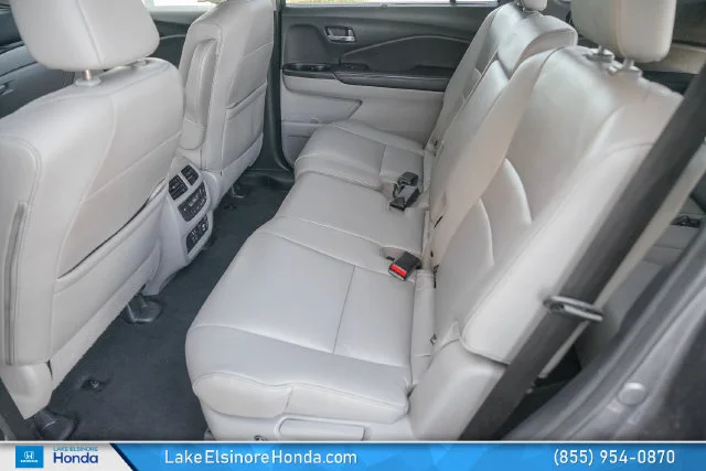 Used 2022 Modern Steel Metallic Honda Touring image 27