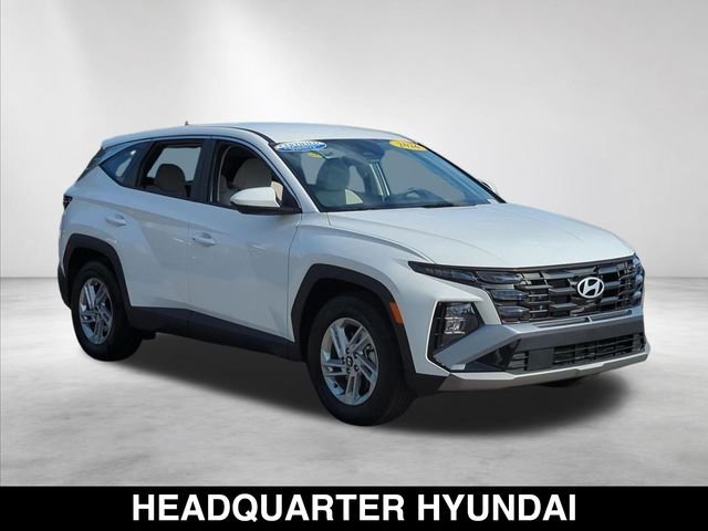 Used 2026 White Hyundai SE image 3