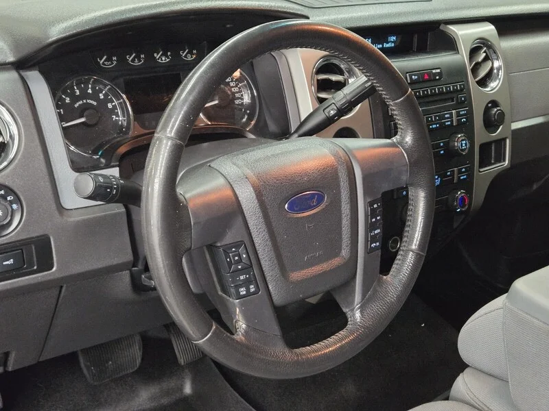 Used 2011 OXFORD WHITE Ford XLT image 13