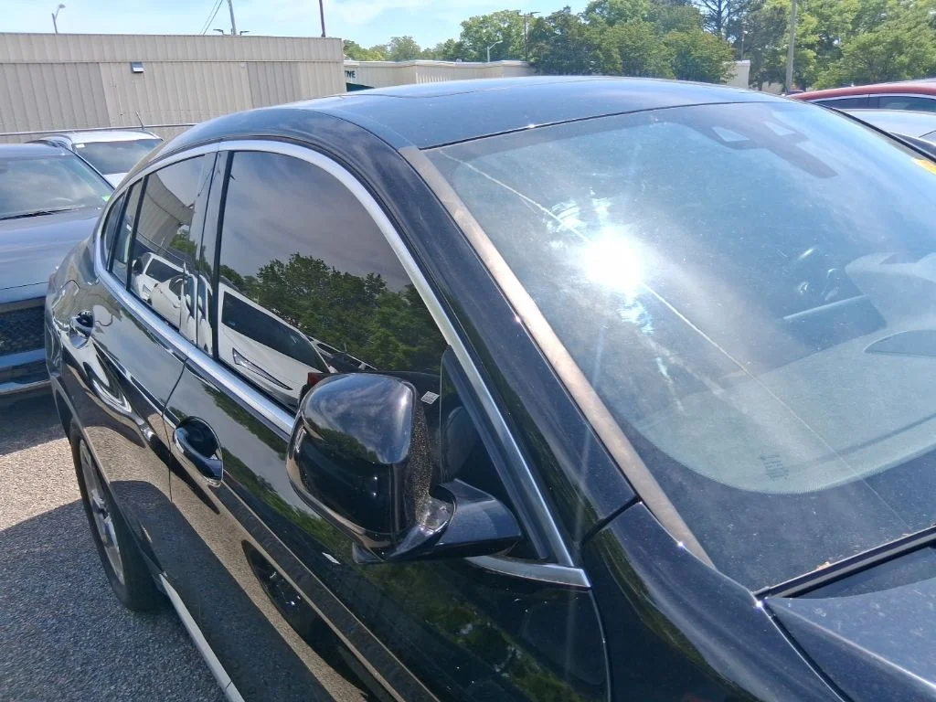 Used 2021 Black BMW xDrive30i image 15