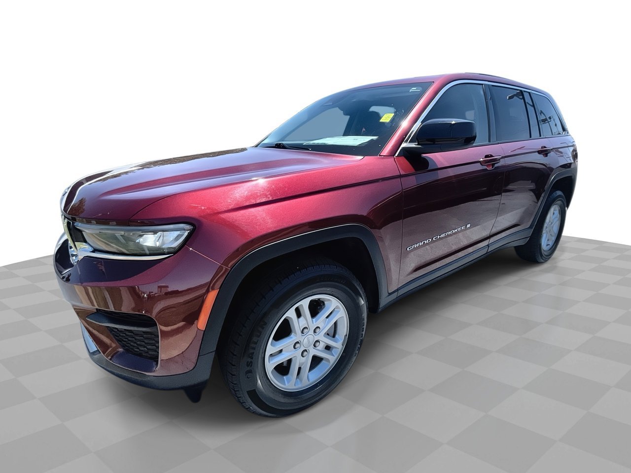 2024 Jeep Grand Cherokee Laredo's photo