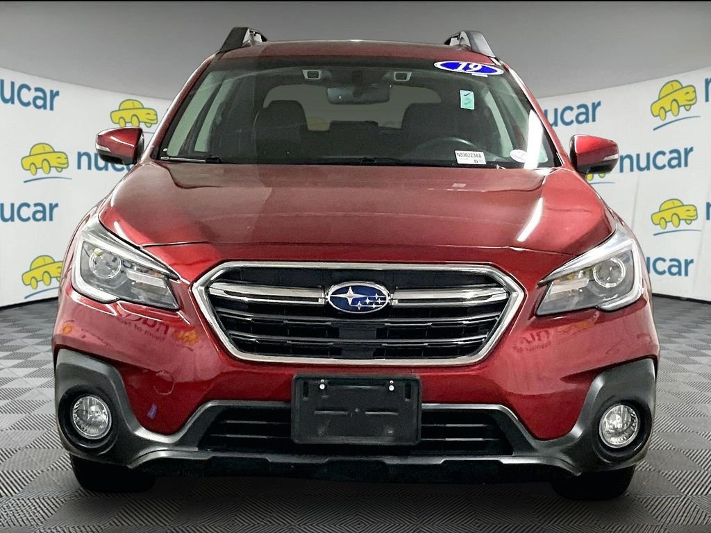 Used 2019 Red Subaru 2.5i image 2