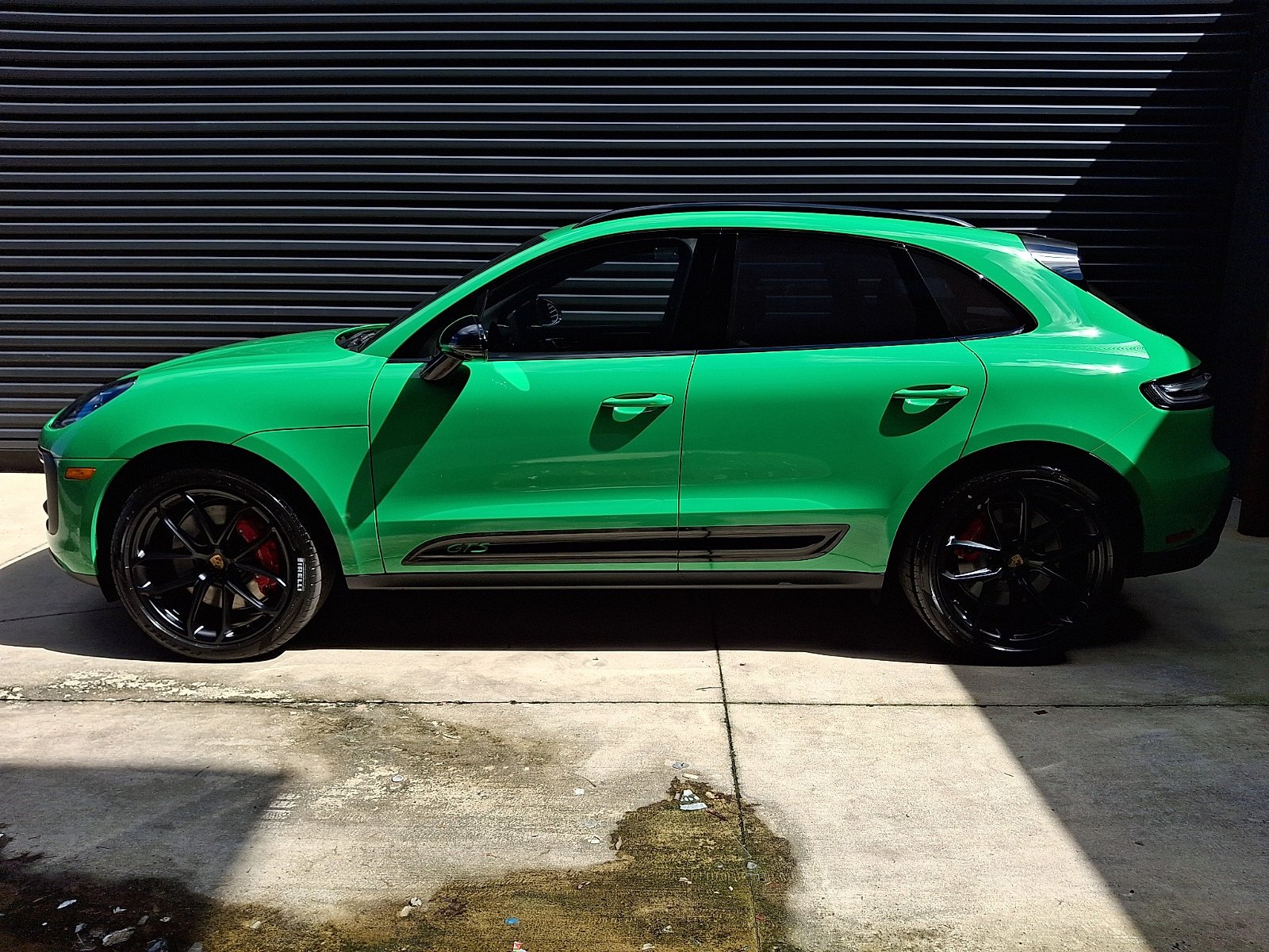 New 2026 Python Green Porsche GTS image 2
