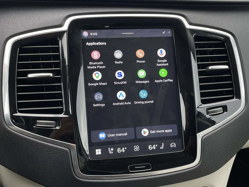 2023 Volvo XC90 Plus - Photo 16