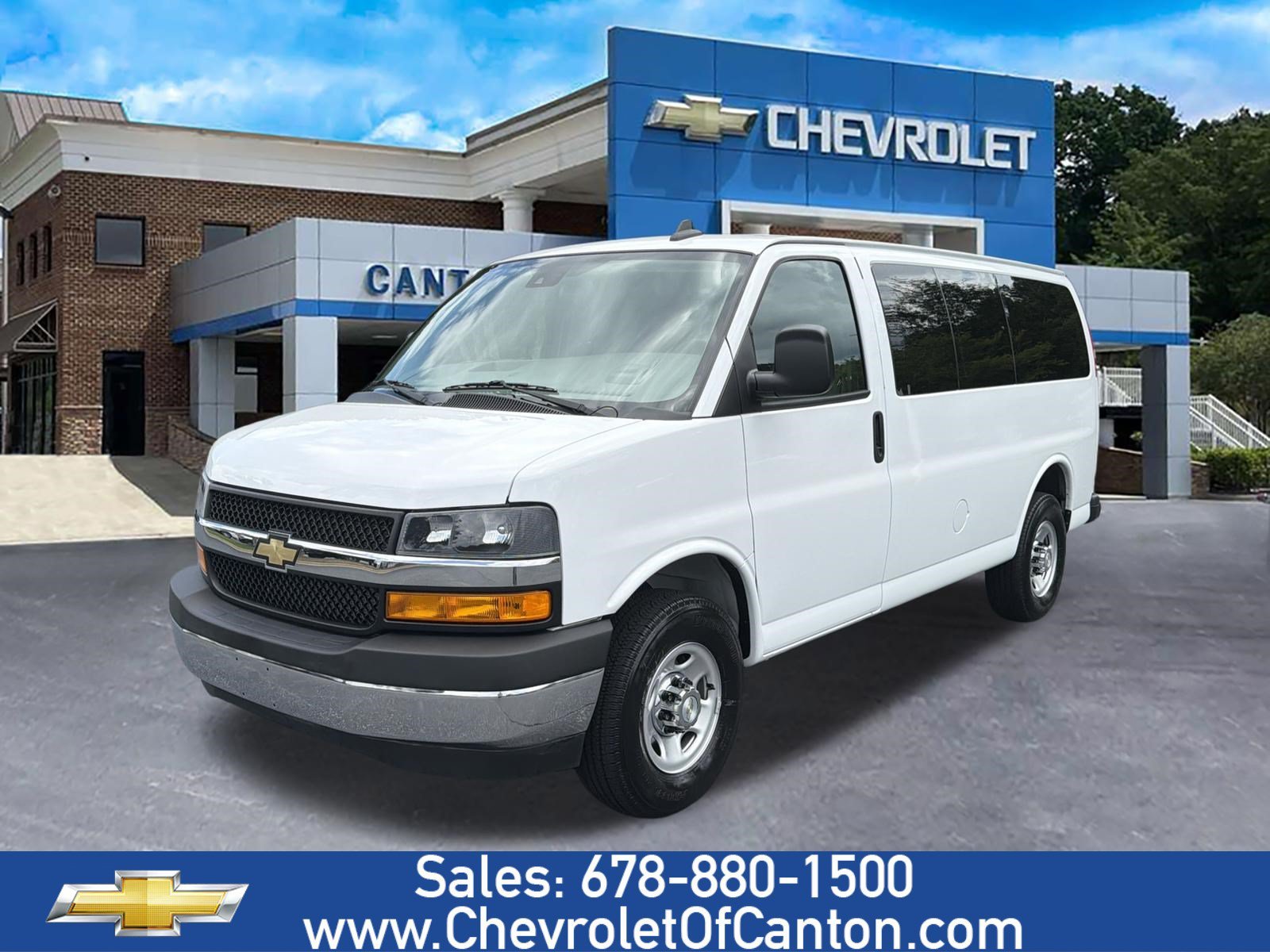2022 Chevrolet Express Passenger 2500