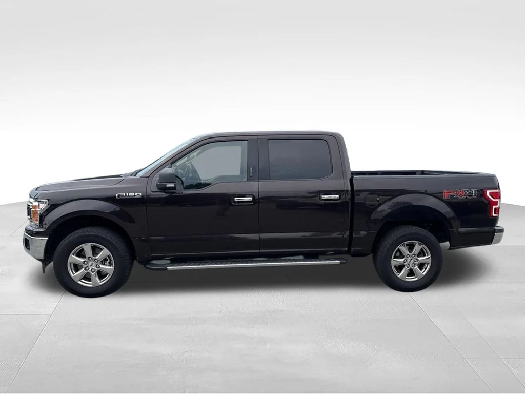 Used 2018 Red Ford XLT image 2