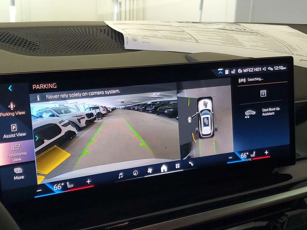 New 2026 Alpine White BMW sDrive40i image 21
