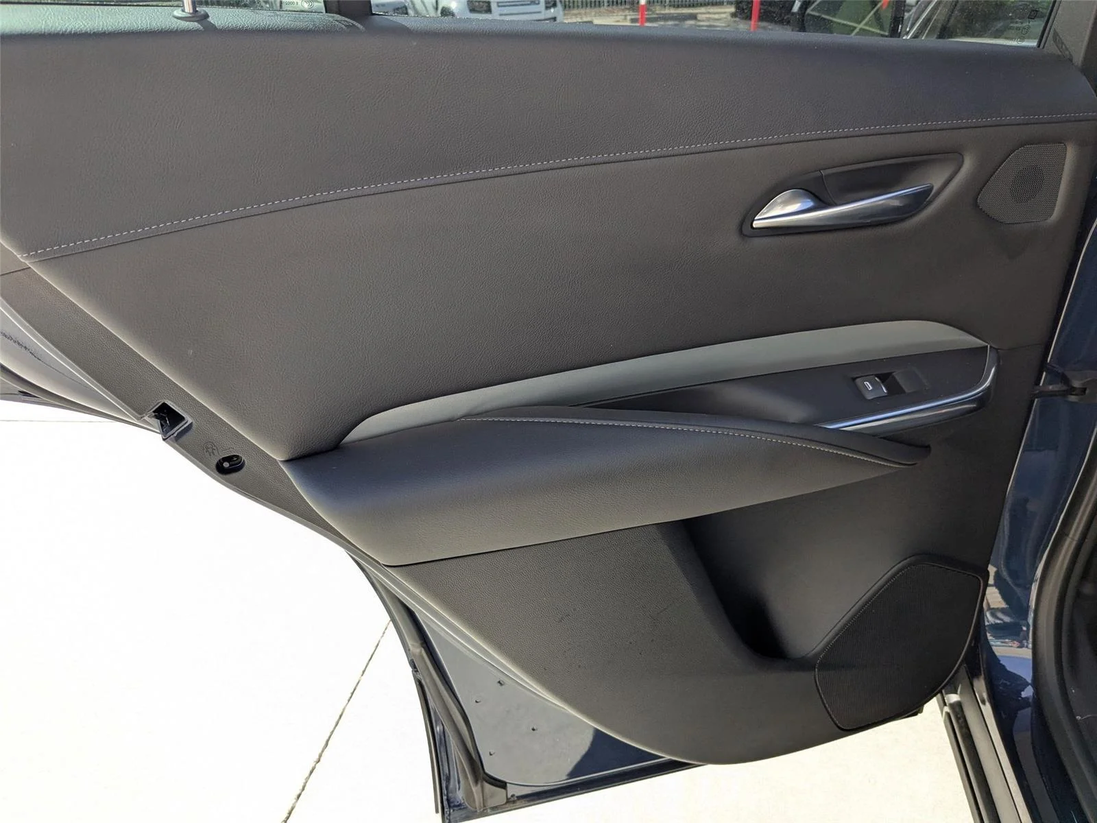 Used 2021 Twilight Blue Metallic Cadillac FWD Premium Luxury image 26