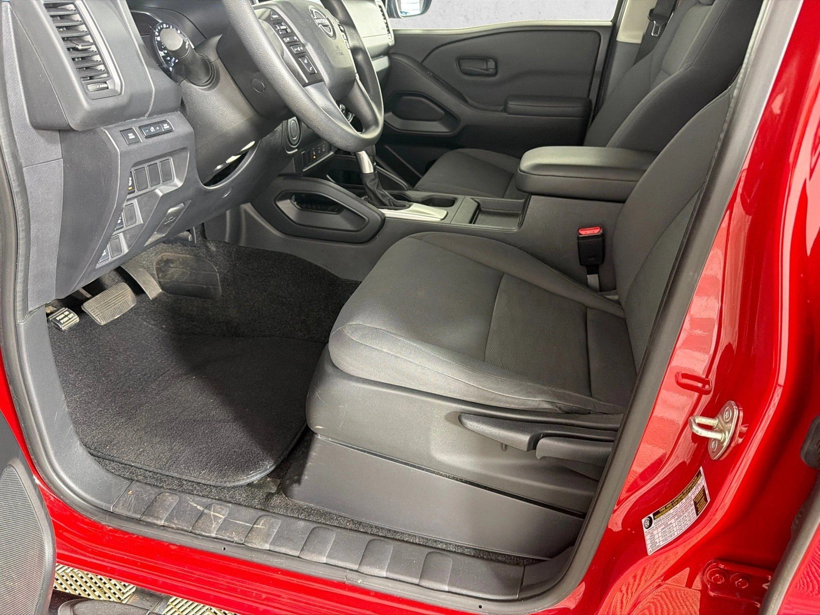 Used 2022 Red Alert Nissan S image 9