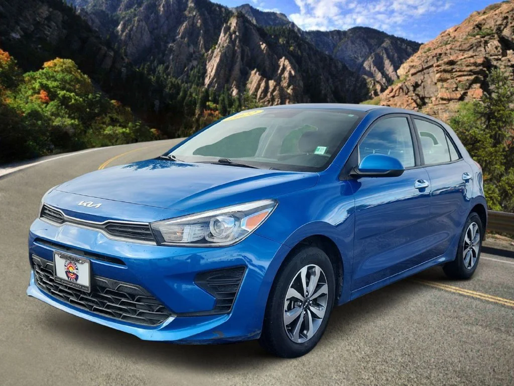 Used 2022 Blue Kia S image 5