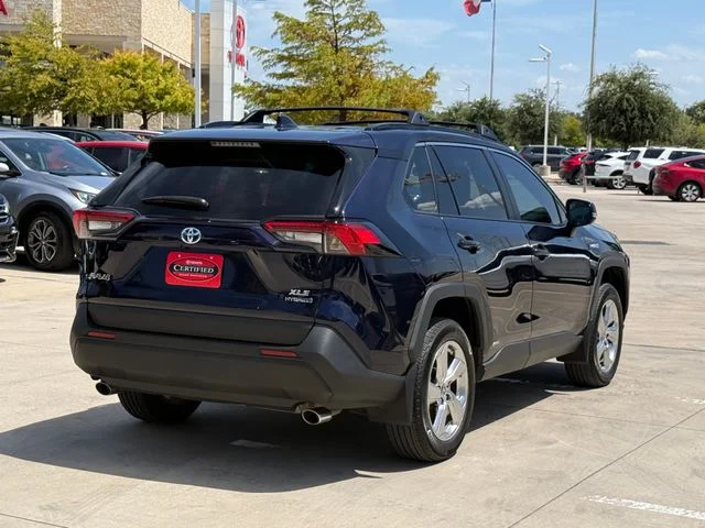 Certified Used 2021 BLUEPRINT Toyota XLE Premium image 4