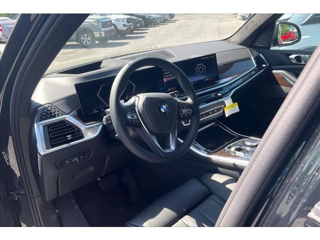 New 2026 Black Sapphire Metallic BMW xDrive40i image 9