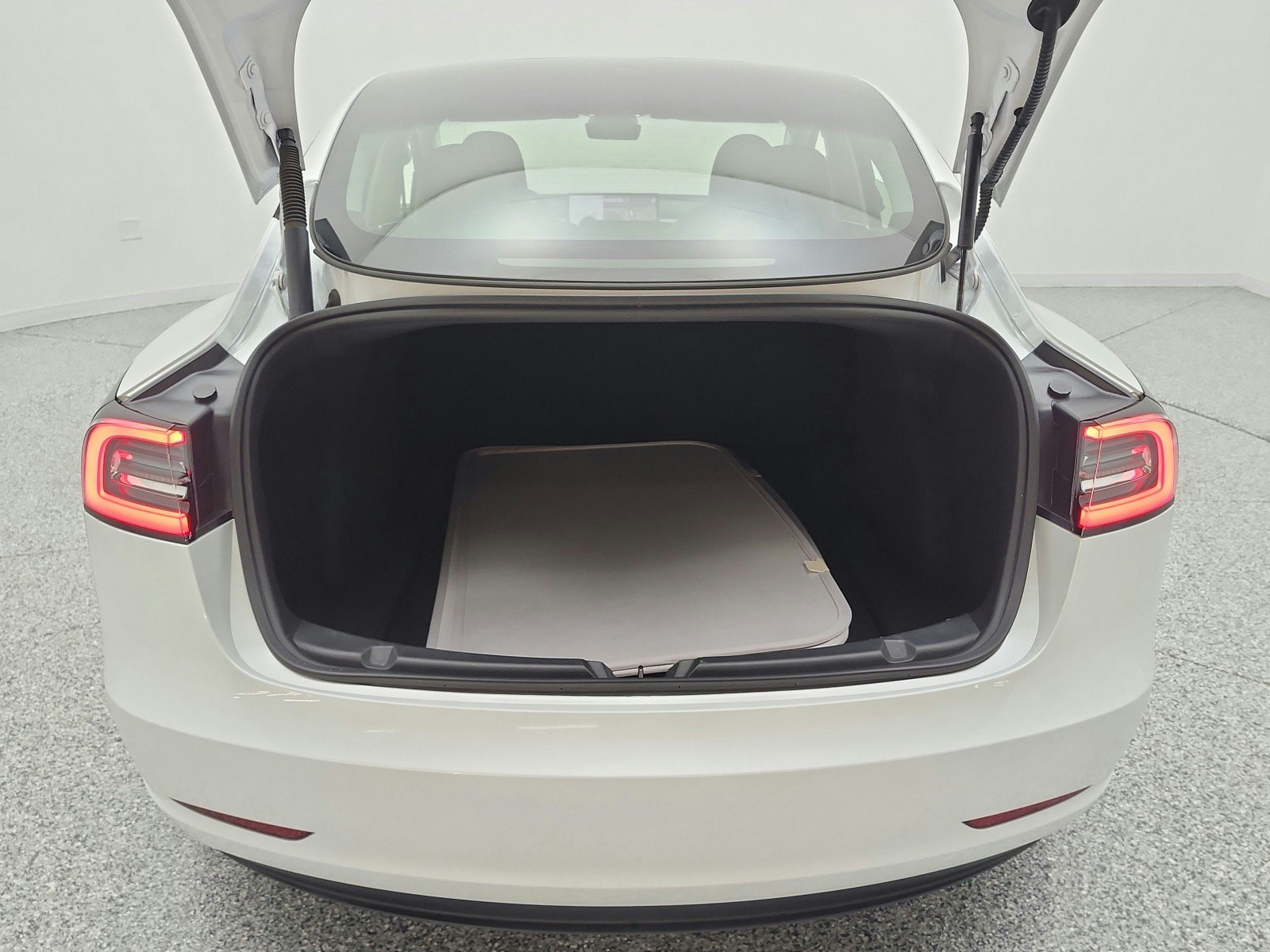 Used 2023 Pearl White Multi-Coat Tesla RWD image 18