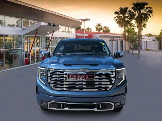 Used 2024  GMC Denali image 8