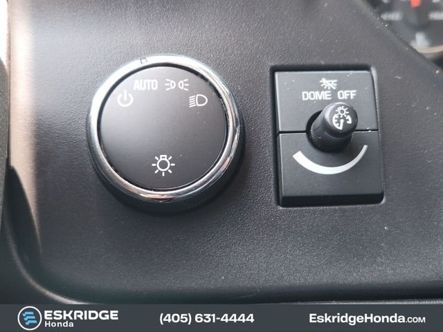 Used 2022 White GMC Work Van image 23