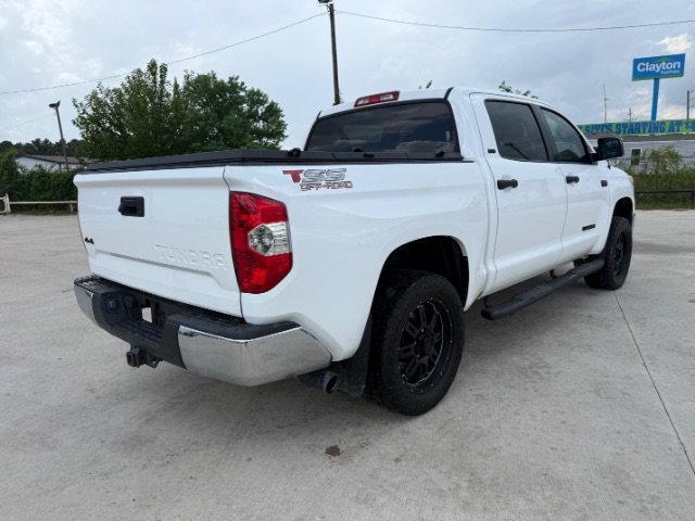 Used 2017 White Toyota SR5 image 5