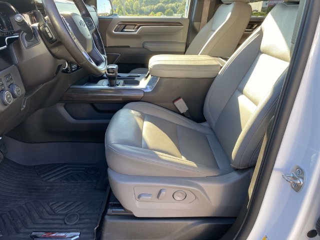 Certified Used 2025 Summit White Chevrolet RST image 12