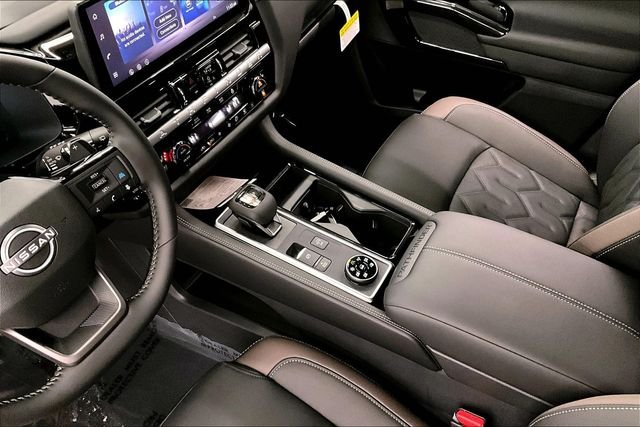 New 2026 Super Black Nissan Platinum image 9