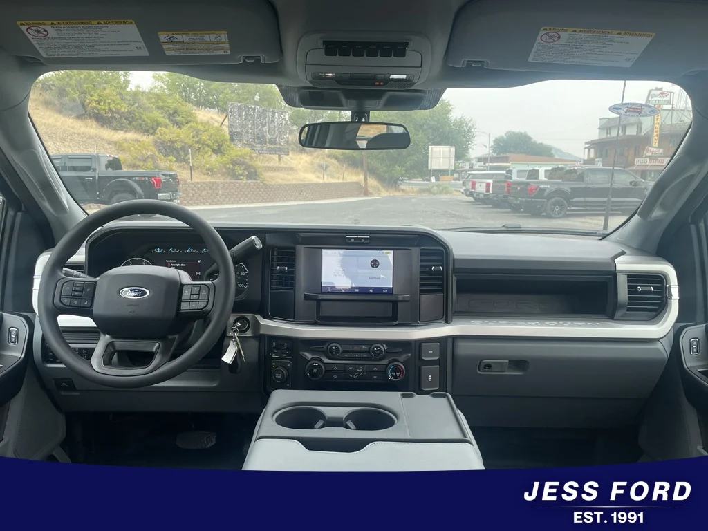 New 2026 Oxford White Ford F-350® XL image 16
