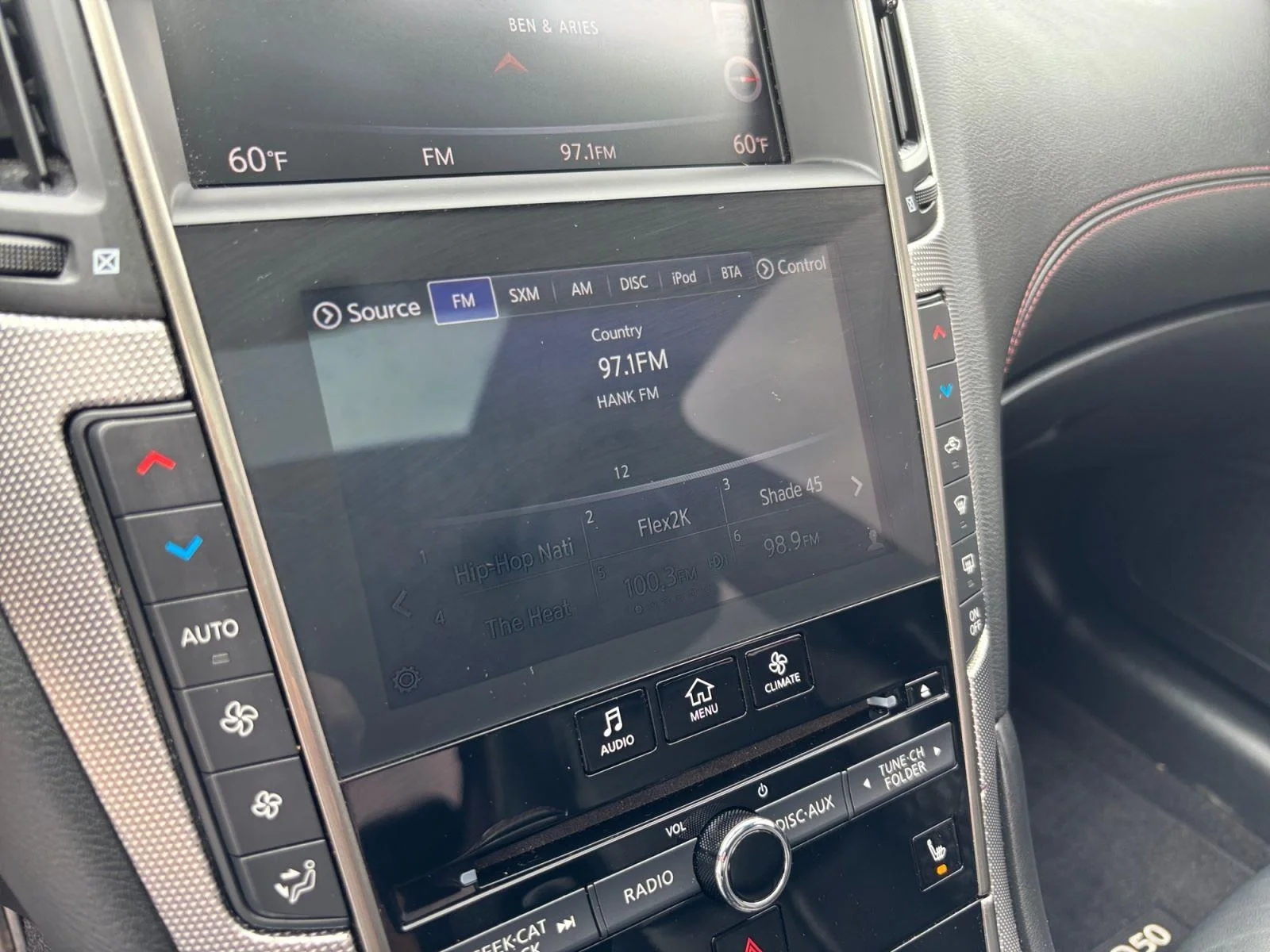 Used 2018 Pure White INFINITI RED SPORT 400 image 22
