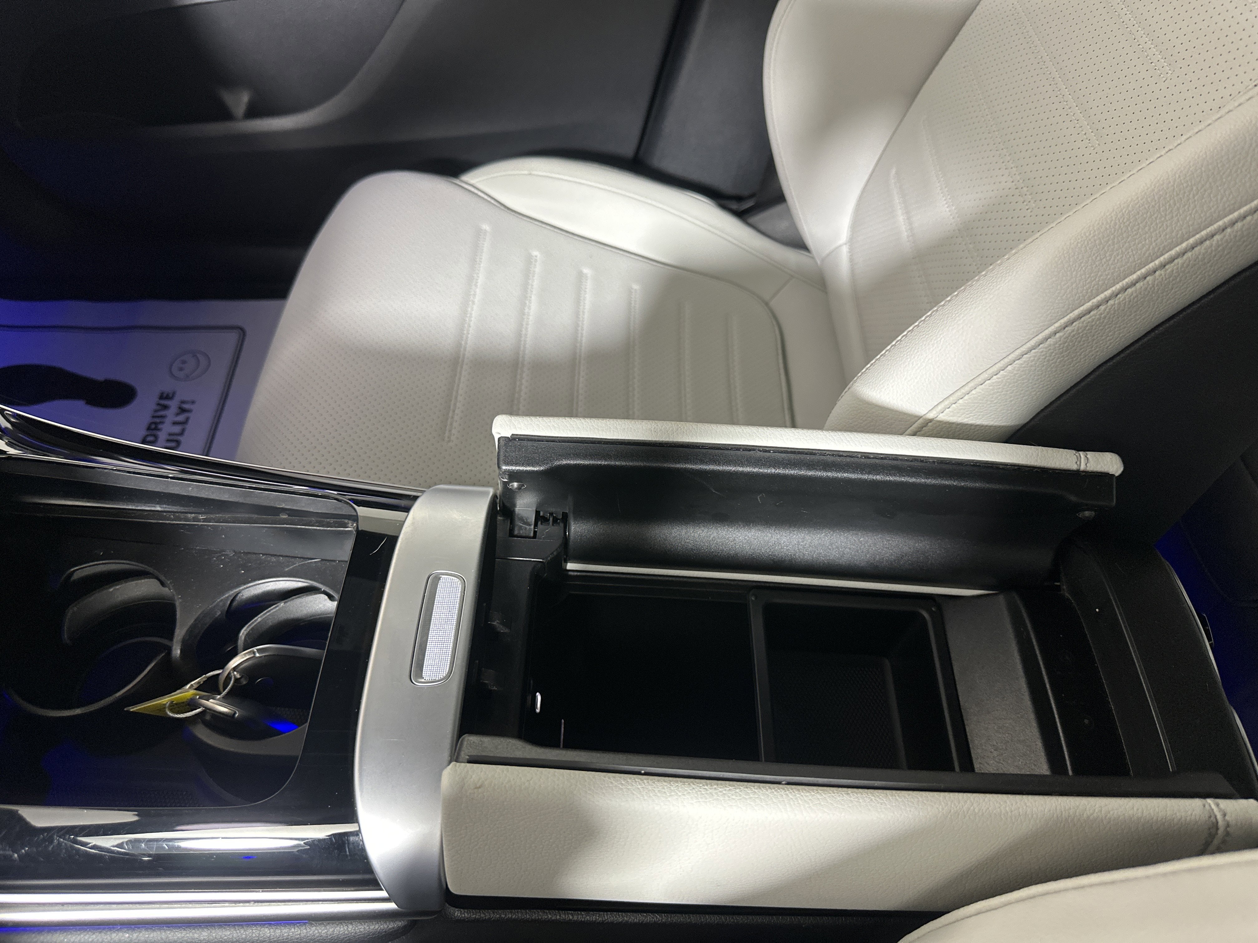 Certified Used 2023 Blue Mercedes-Benz GLC 300 image 20