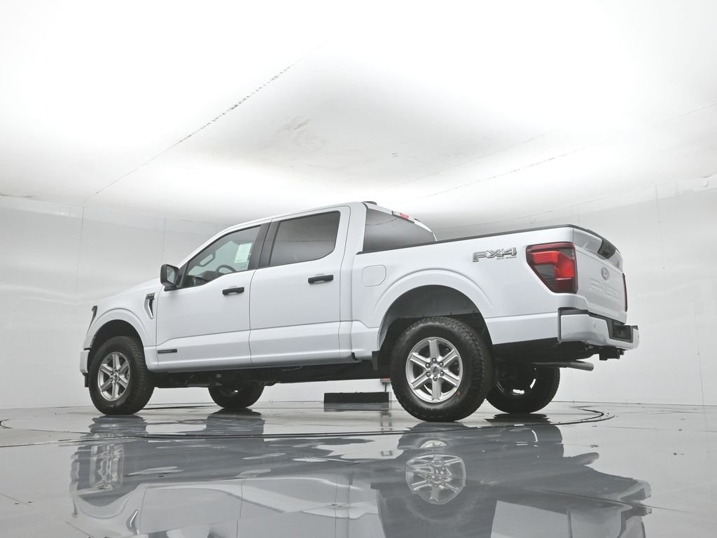 New 2026 Oxford White Ford XLT image 49