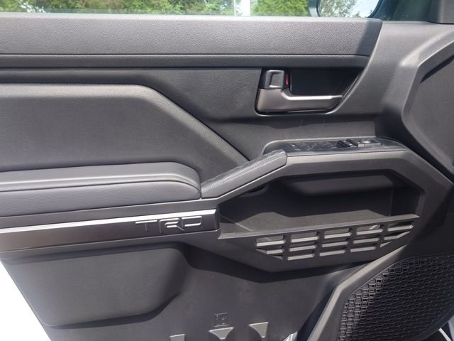 2026 Toyota Tacoma TRD Sport - Photo 17
