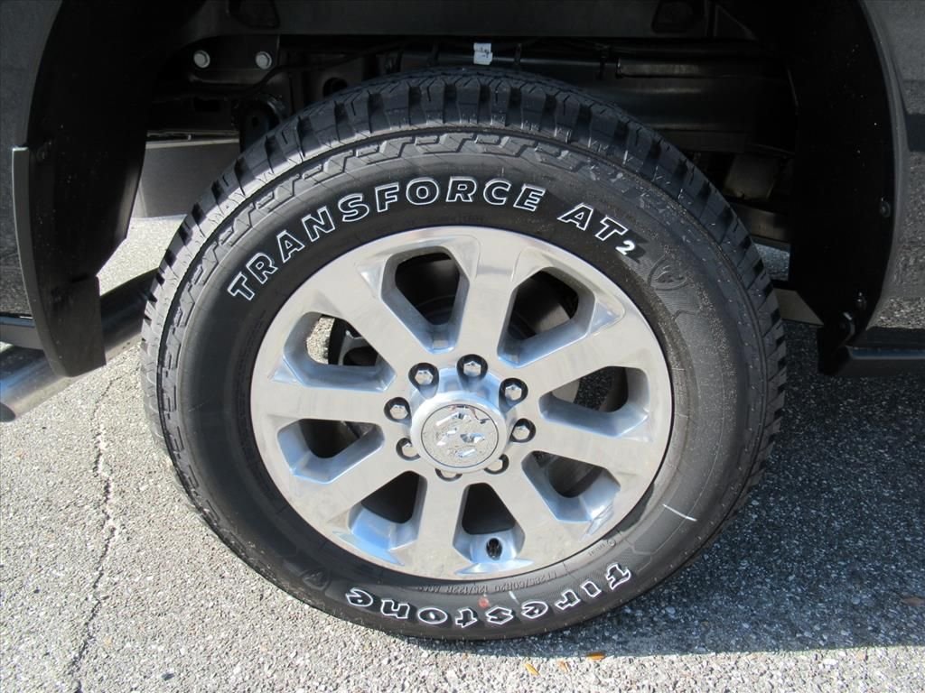 2026 RAM 2500 Laramie - Photo 9