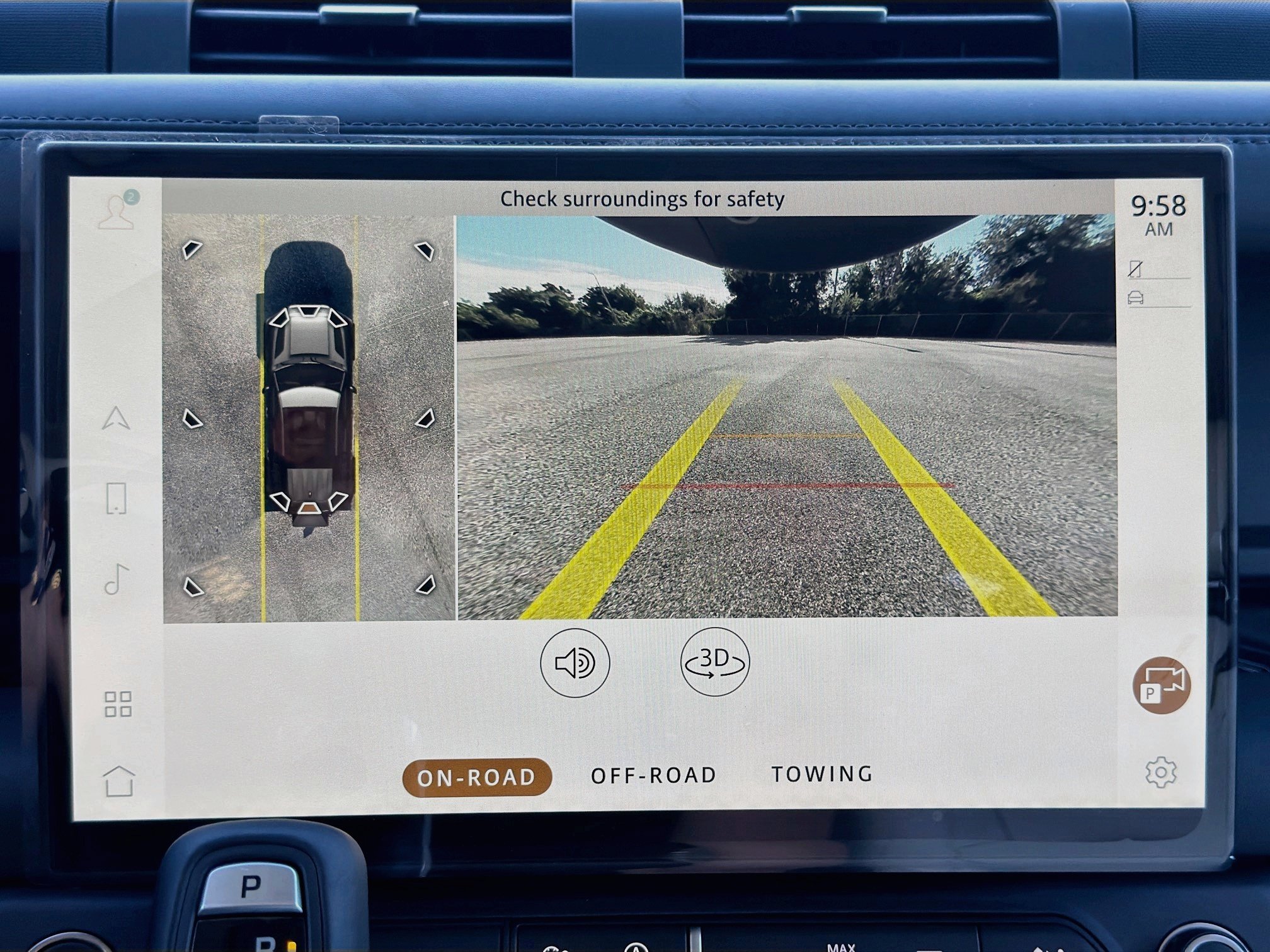 New 2026 Fuji White Land Rover X-Dynamic SE image 33