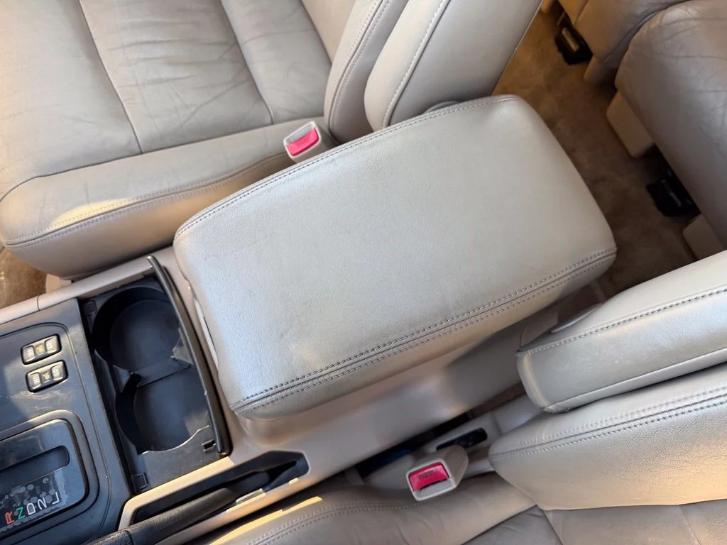 Used 2000 Black Toyota Base image 24