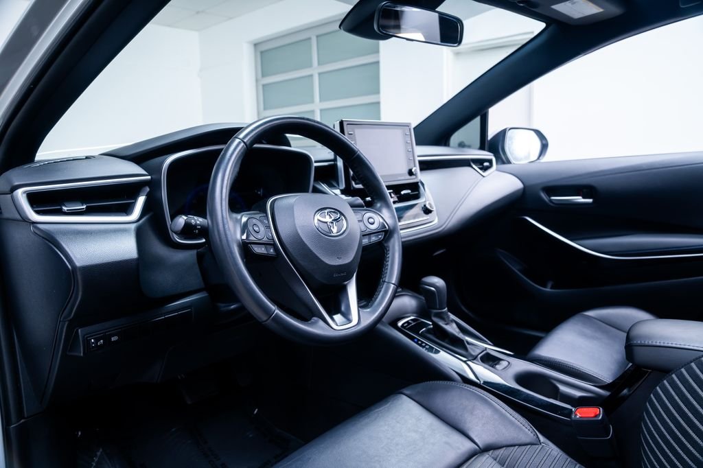 Used 2022 Classic Silver Metallic Toyota XSE image 19