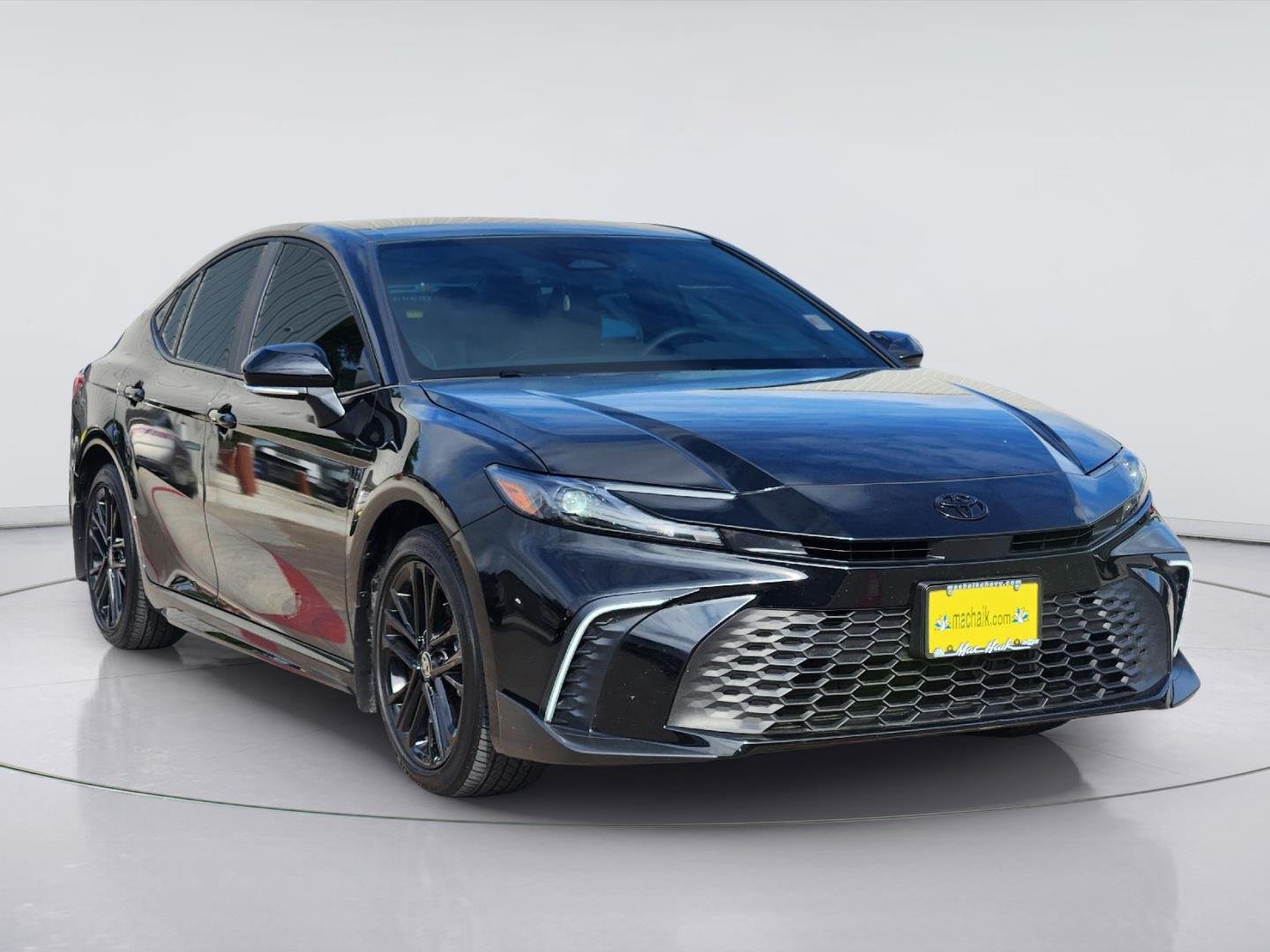 2025 Toyota Camry photo 3 of 33
