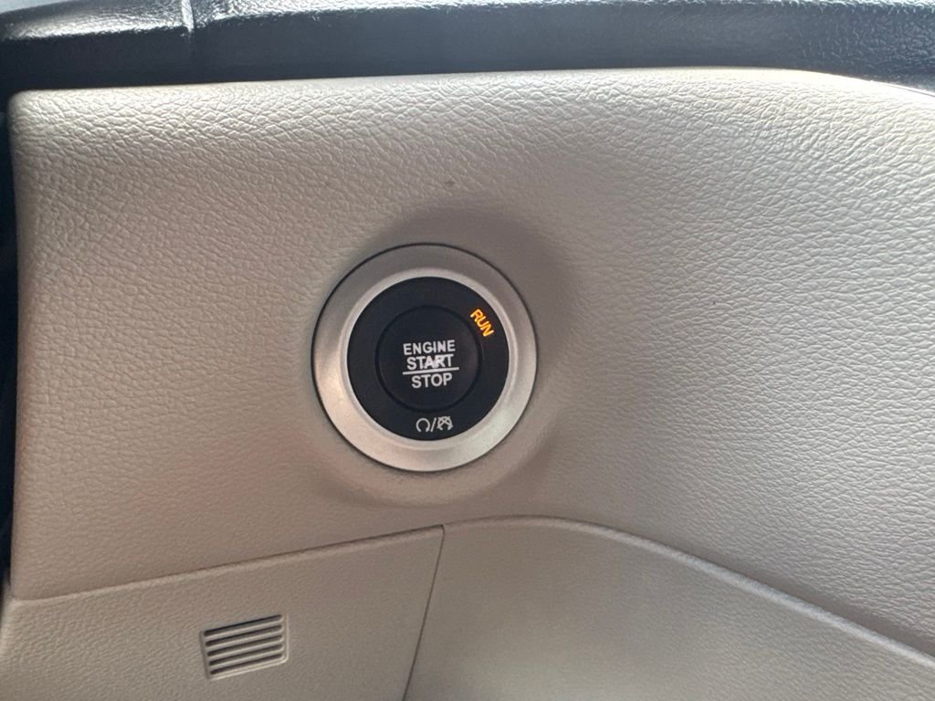 Used 2020 White Chrysler Touring L Plus image 27