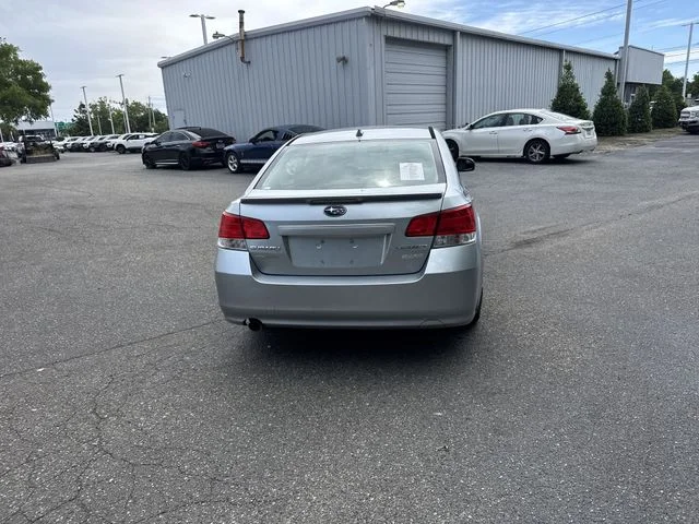 Used 2013 Silver Subaru 2.5i image 6