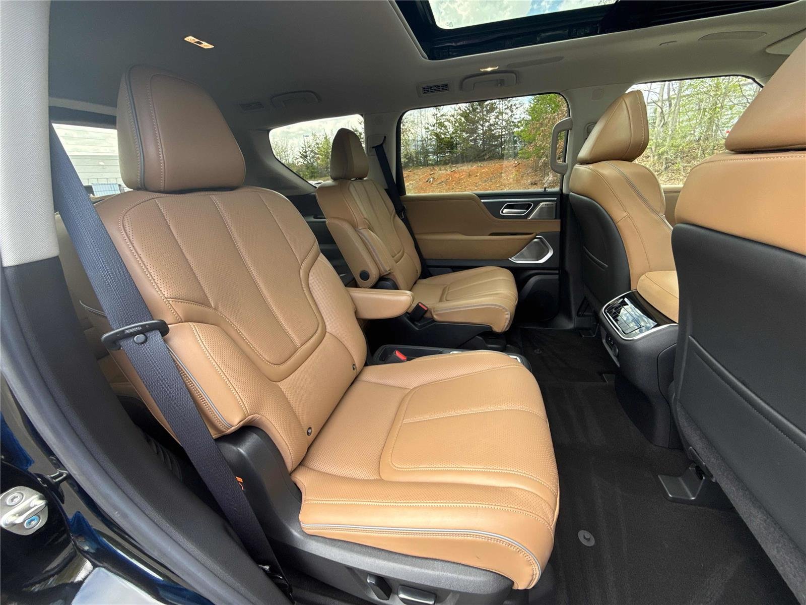 Certified Used 2025 Mineral Black INFINITI SENSORY image 28
