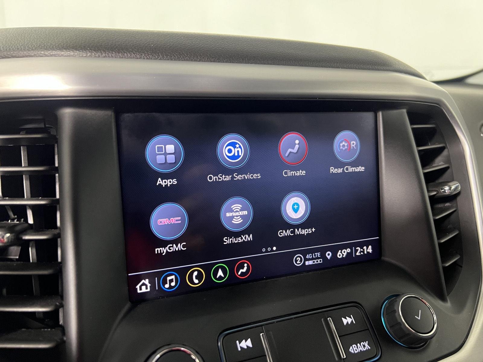 Used 2023 Sterling Metallic GMC SLT image 35