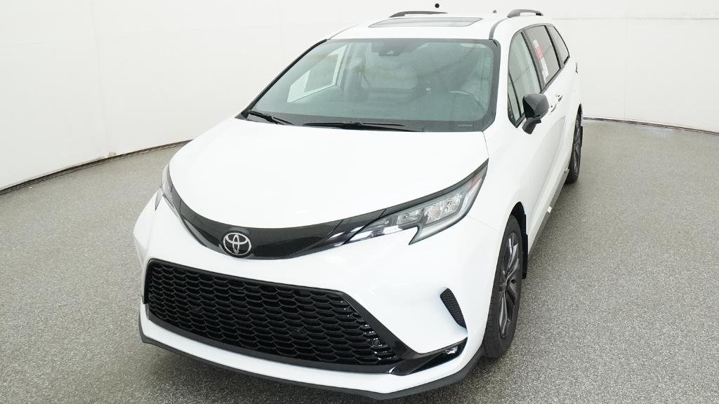 New 2026 Ice Cap Toyota XSE image 21