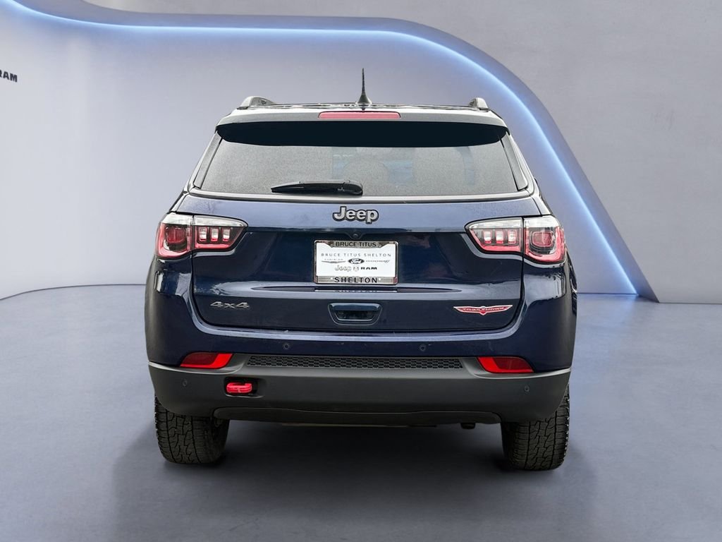Used 2019 Blue Jeep Trailhawk image 5