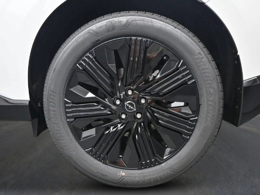 New 2027 Everest White Pearl Tricoat/Super Black Nissan Dark Armor image 9